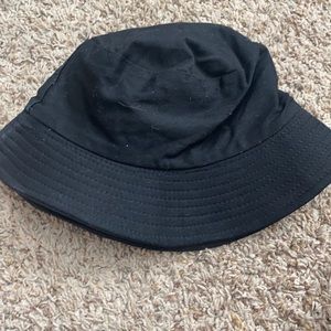 black bucket hat